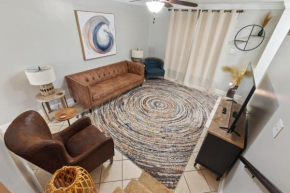 Downtown Ocean Springs Townhouse 3 bedrooms